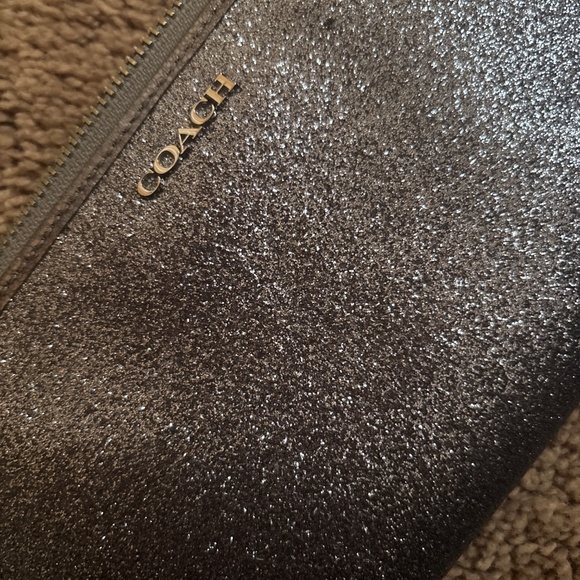 Coach Glitter Wallet - Picture 6 of 6